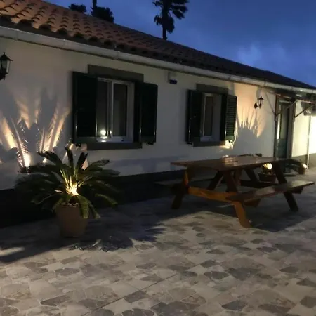 Ferienhaus Casa Do Refugio Assamada